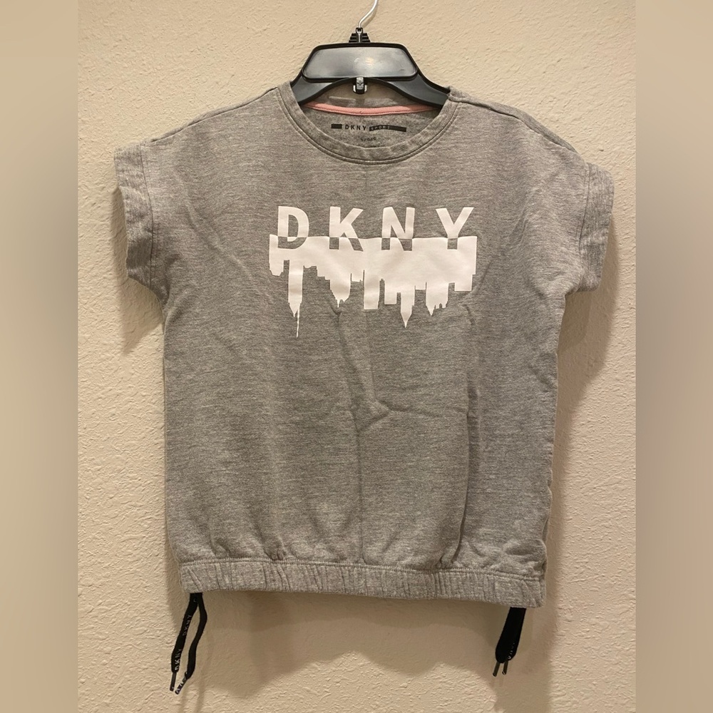 DKNY Sport Girls Gray Graphic Top like Fleece inside